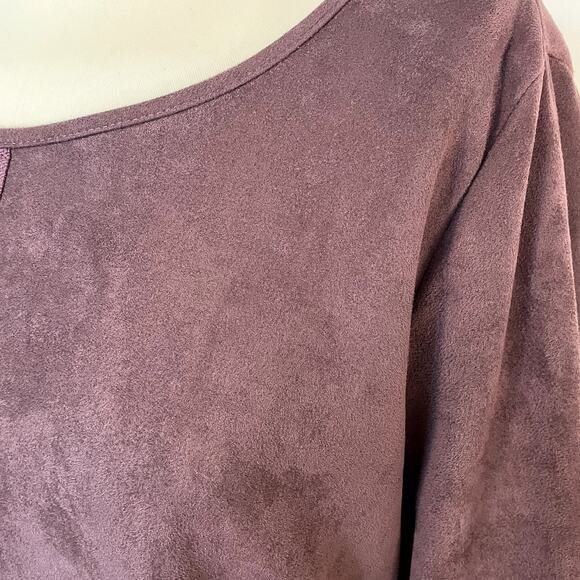 Soft Surroundings Women's Faux Suede Crochet Trim Pullover, size Large - Picture 3 of 8